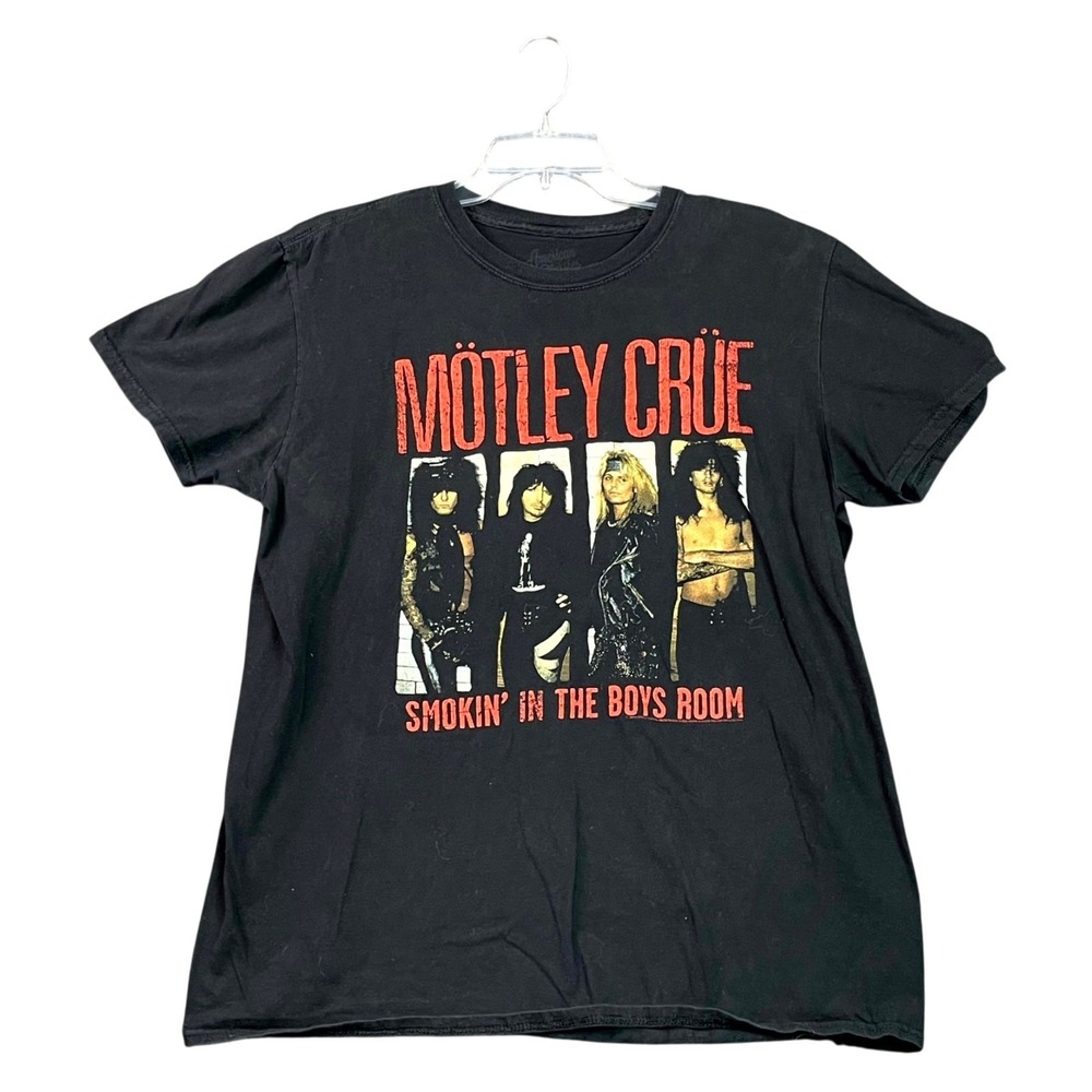 American Classics T-Shirt Men L Motley Crue Smokin In The Boys Room Band Graphic